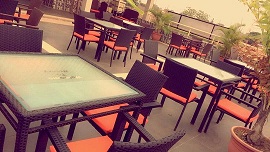 Womzy Hotel