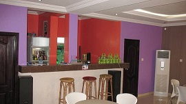 Womzy Hotel